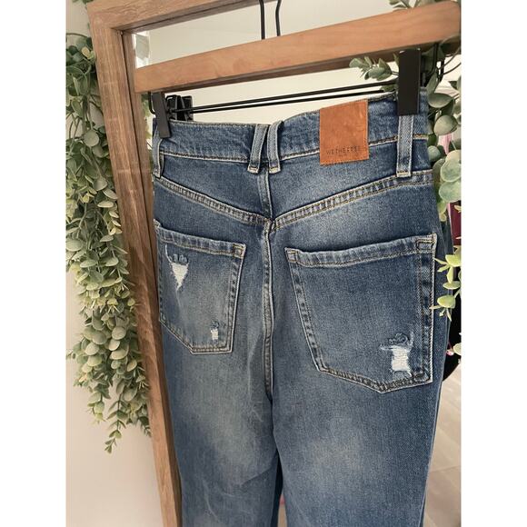 Free People Phoenix Ripped Skinny Jeans Size 26 Distressed Blue Denim - Picture 8 of 14